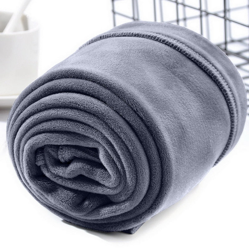 2022 Autumn Winter Models Plus Velvet Thick Leggings Women Outer Wear High Waist Hip Lift Foot Imitation Cashmere Pants New